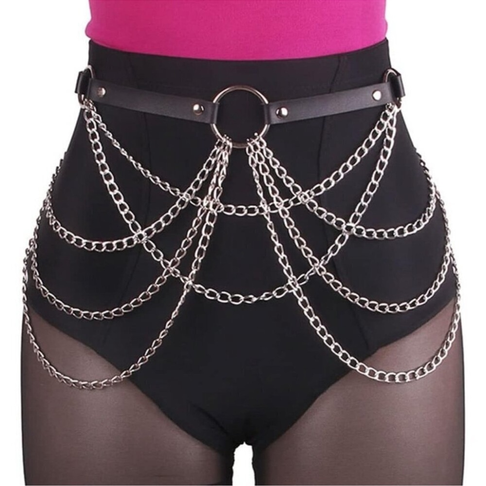 Women Black Punk Leather Waist Chain Belt Harness Body Chain Ring Body Chain